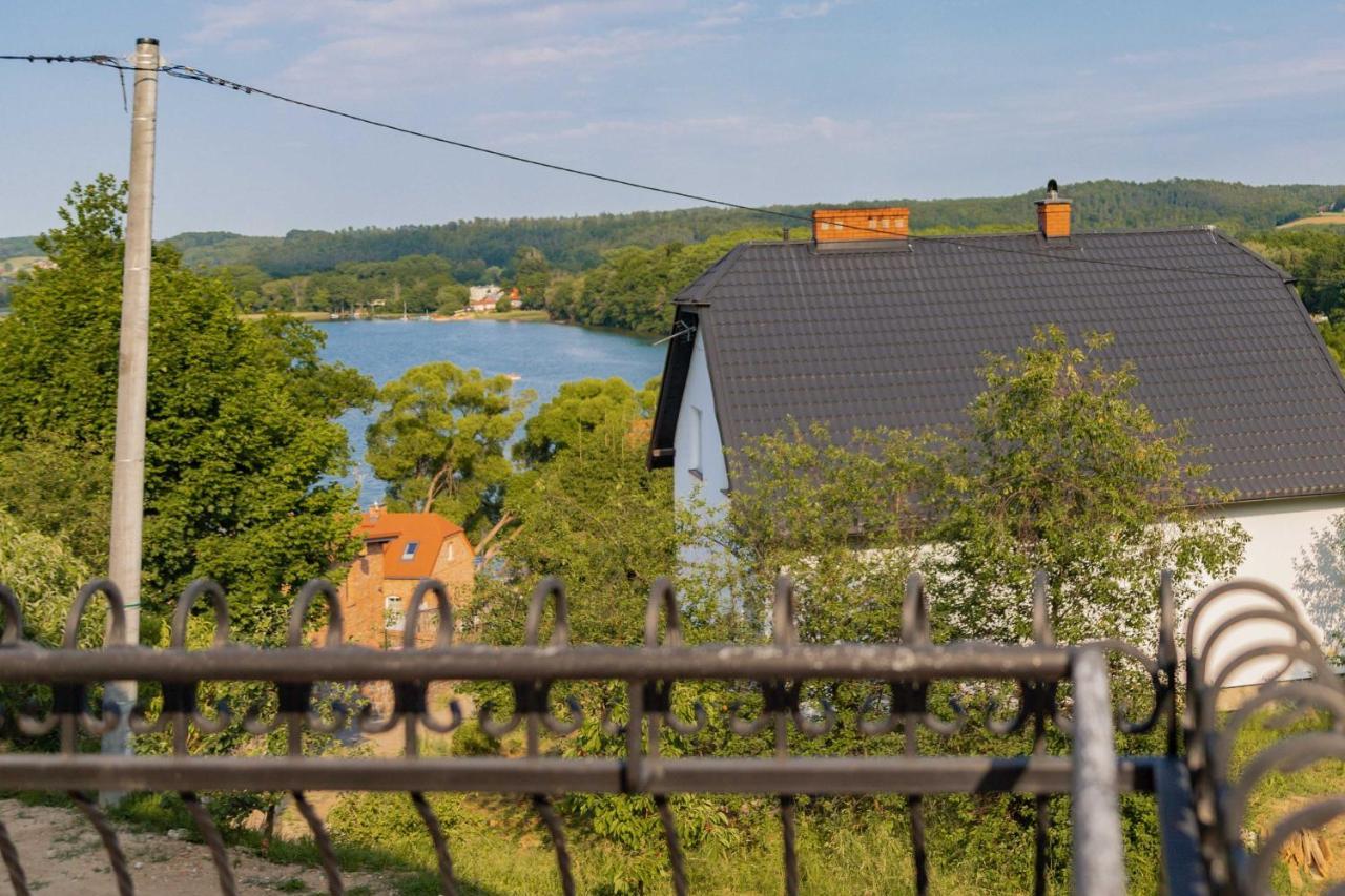 Mira - Mira Pokoje Z Widokiem Na Jezioro Хмелно Екстериор снимка